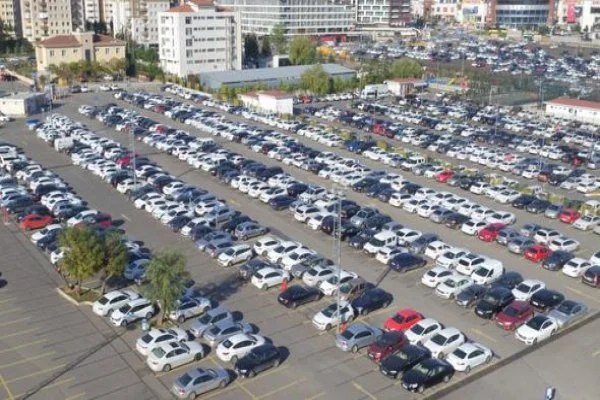 İSPARK'tan havalimanlarında 1 saat ücretsiz otopark Borsatek