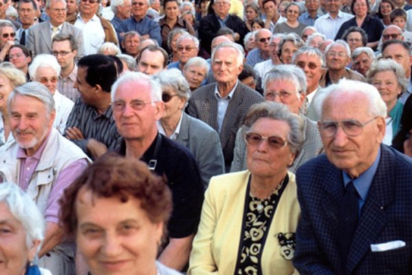 Emeklilerin gözü torba yasada 2 Emeklilerin gözü torba yasada 1 Borsatek