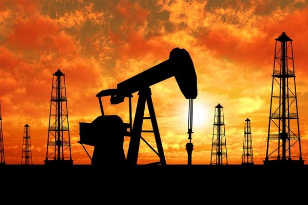 Brent petrolün varili 57,69 dolar 2 Brent petrolün varili 57,69 dolar 1 Borsatek