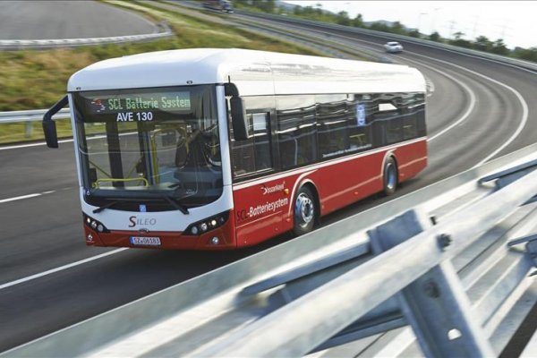 Yerli elektrikli otobüs SILEO Avrupa'da Borsatek