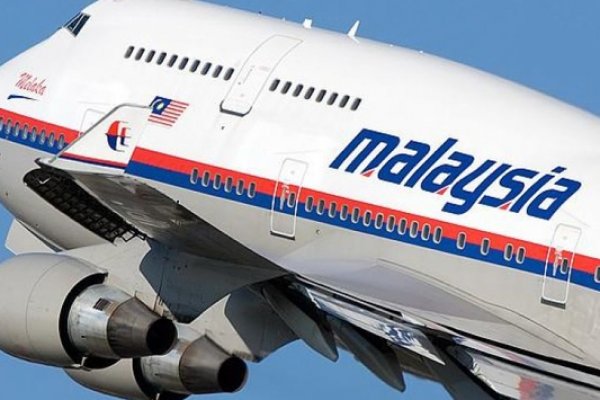 Kayıp Malezya uçağının yeni parçasının bulunduğu doğrulandı 2 Kayıp Malezya uçağının yeni parçasının bulunduğu doğrulandı 1 Borsatek