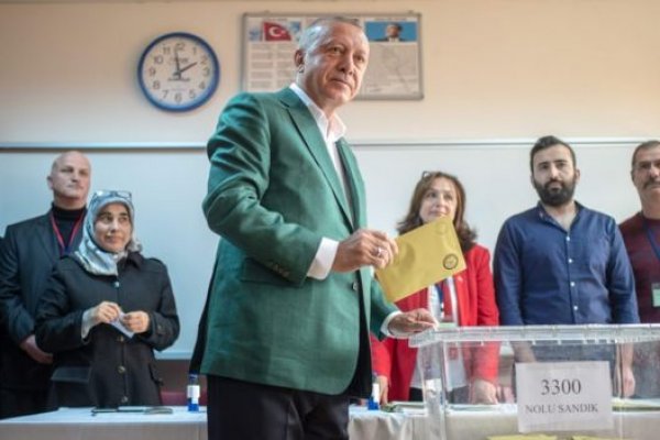 Guardian: Erdoğan için kötü olan seçim sonuçları demokrasi için iyi Borsatek