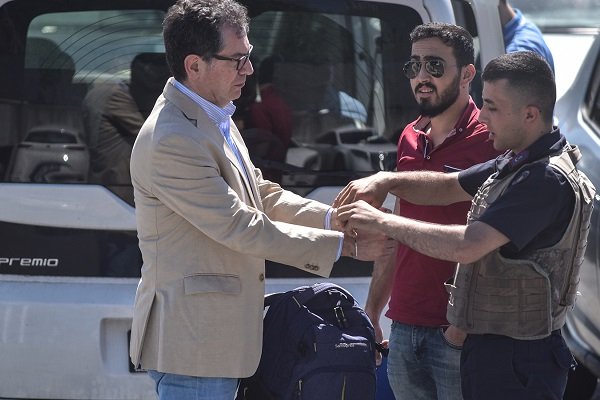 Gazeteci Kadri Gürsel AYM kararına rağmen yeniden cezaevinde Borsatek