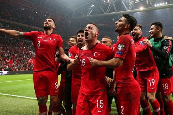 Türkiye, FIFA listesinde bir sıra geriledi Borsatek