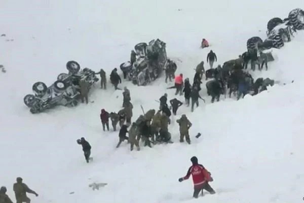 Çığ faciasında ölü sayısı artıyor, enkaz altında kaç kişi var bilinmiyor Borsatek
