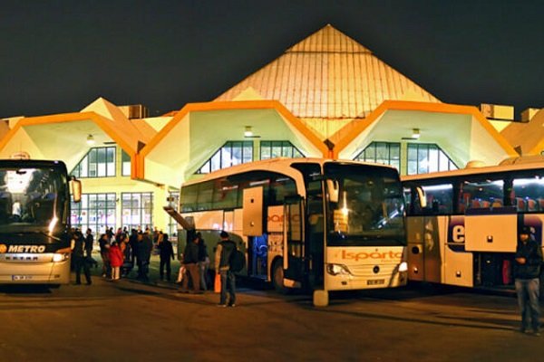 Otobรผslerin otogarlardan รงฤฑkฤฑลฤฑna izin verilmedi Borsatek