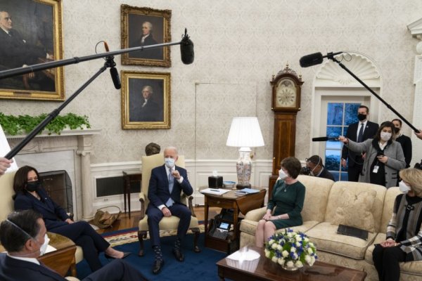 Biden'ฤฑn Cumhuriyetรงilerle paket gรถrรผลmesi "olumlu" Borsatek