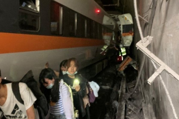 Tayvan'da tren kazasฤฑ: En az 34 รถlรผ! Borsatek
