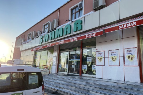 Şahmar Marketler Grubu, bir gecede kapandı! Borsatek