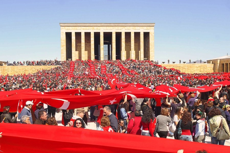 CHP valiliฤe raฤmen Anฤฑtkabir'e yรผrรผyecek Borsatek
