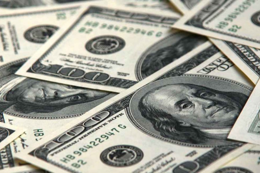 Dolar bayram tatili dinlemedi Borsatek