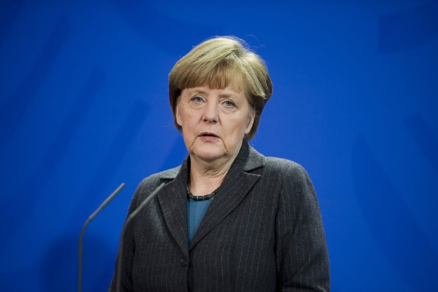 Merkel, vize serbestisi için zaman istedi Borsatek