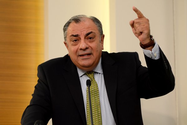 Tuğrul Türkeş'ten partisine uyarı Borsatek