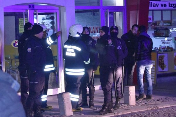 Konya'da HDP binasına saldırı Borsatek