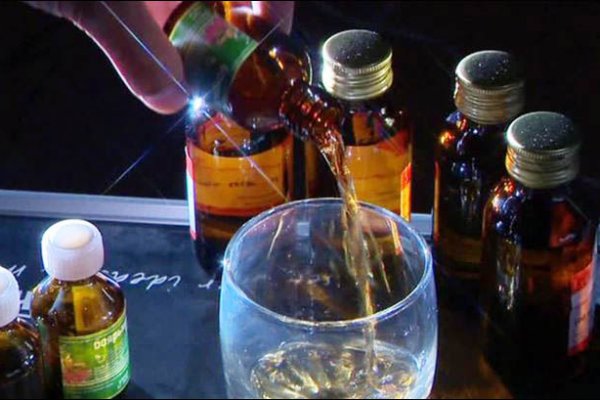 Vรผcut losyonu 41 kiลiyi รถldรผrdรผ Borsatek