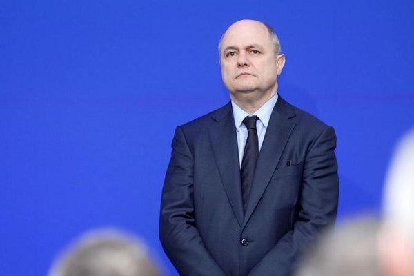 Fransa İçişleri Bakanı Le Roux istifa etti Borsatek