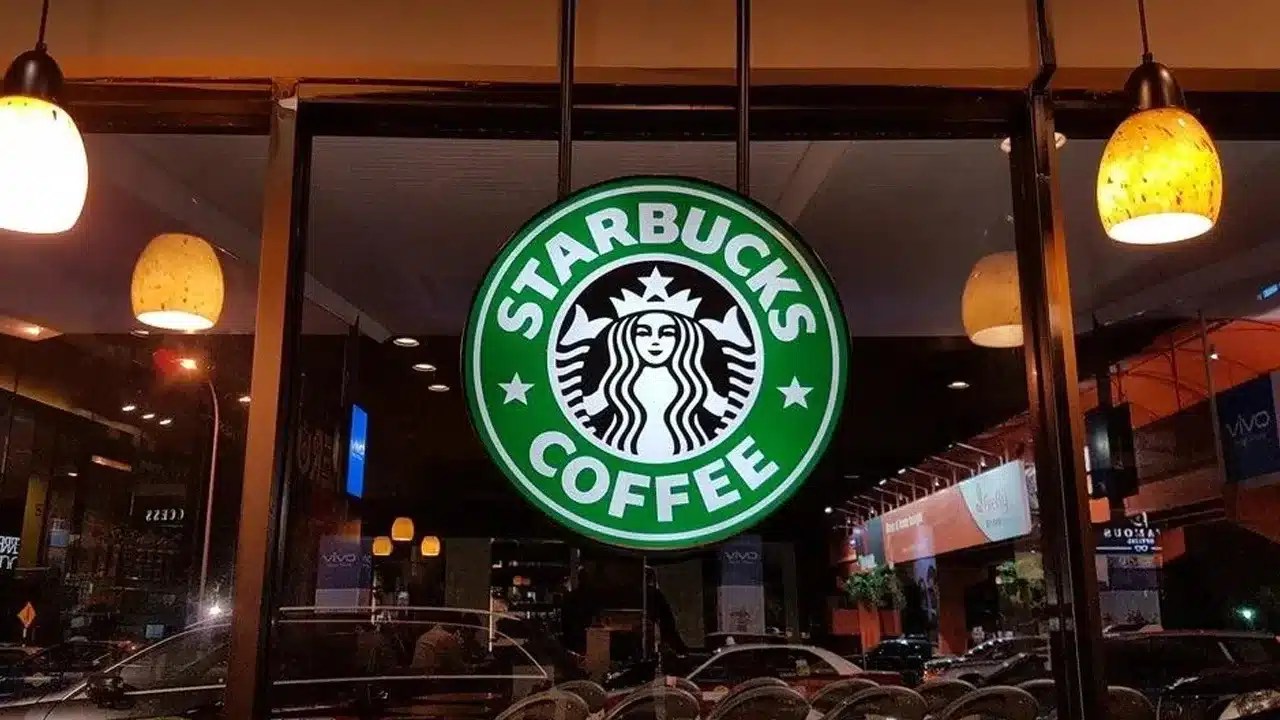 Starbucks hisselerinde piyasa öncesi sert düşüş 1 Starbucks