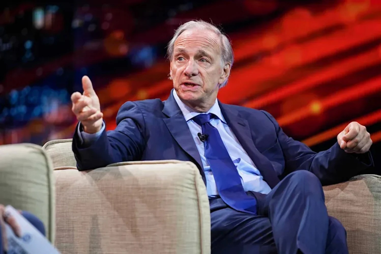 Hedge fon efsanesi Dalio'ya gรถre piyasalarda balon oluลtuฤu kesin Borsatek