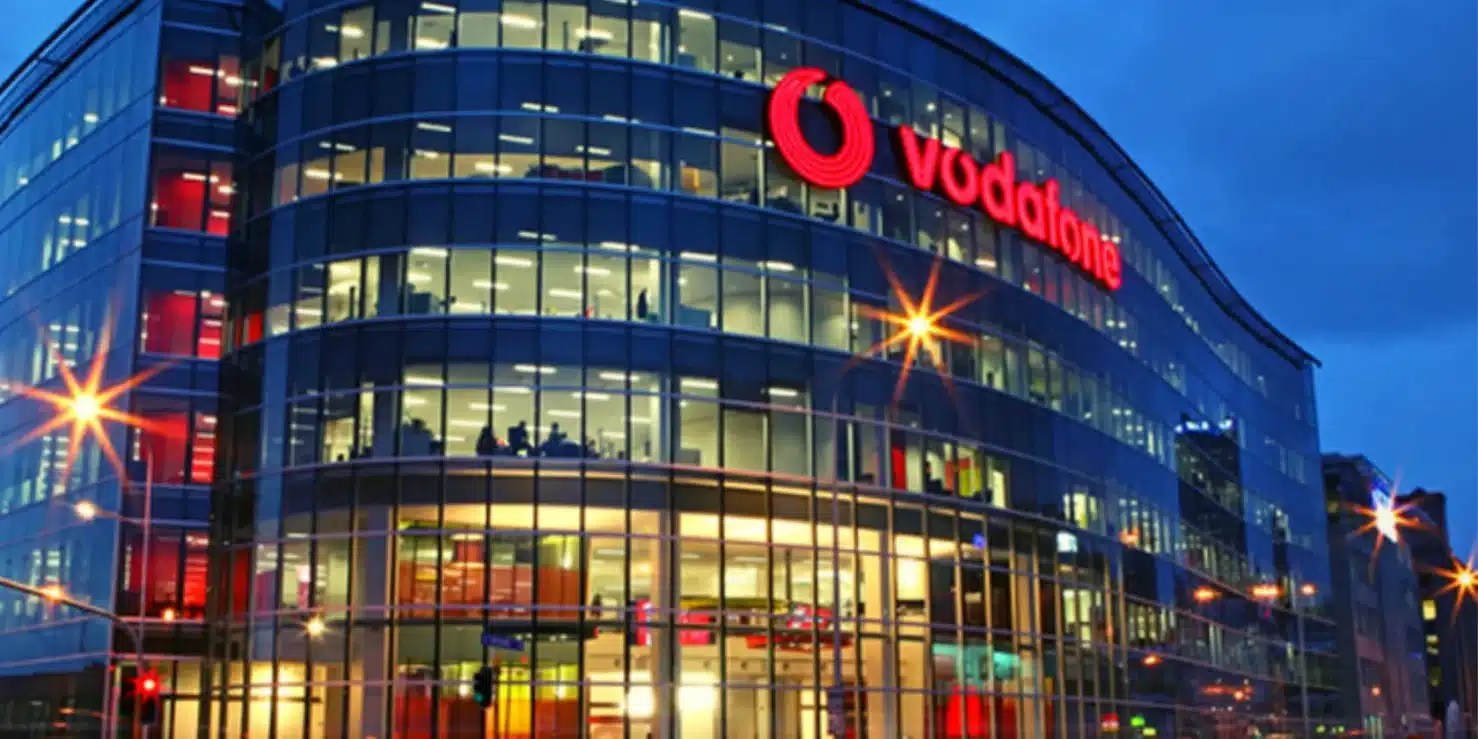 Abone kaybeden Vodafone'un hisseleri düşüyor 2 Abone kaybeden Vodafone'un hisseleri düşüyor 1 Borsatek