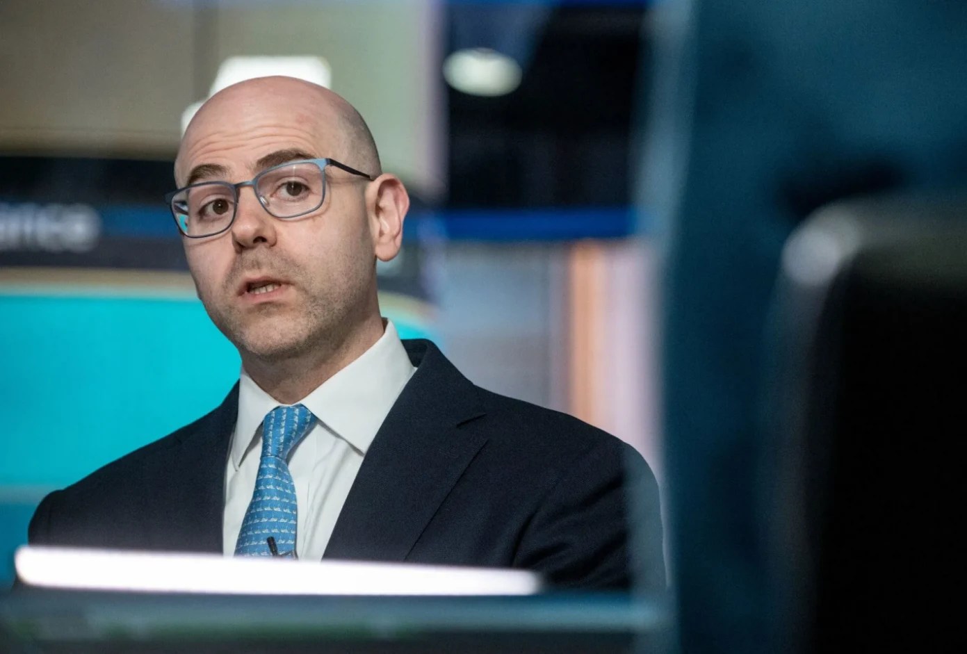 Trump yanlısı FED üyesi agresif faiz indirimi çağrısı yaptı 1 Borsatek