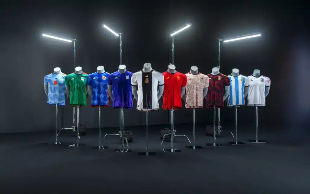 Nike dünya kupası finalinde yok, kupayı Adidas kaldıracak Borsatek