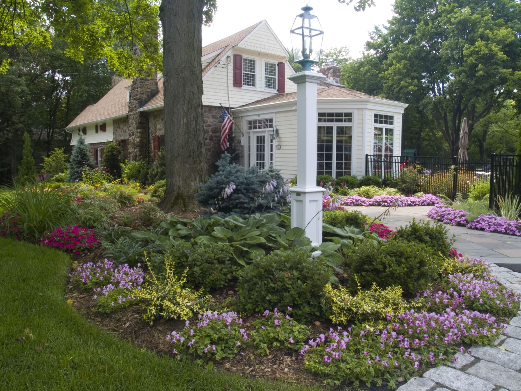 When to Prune Plants in Northern NJ