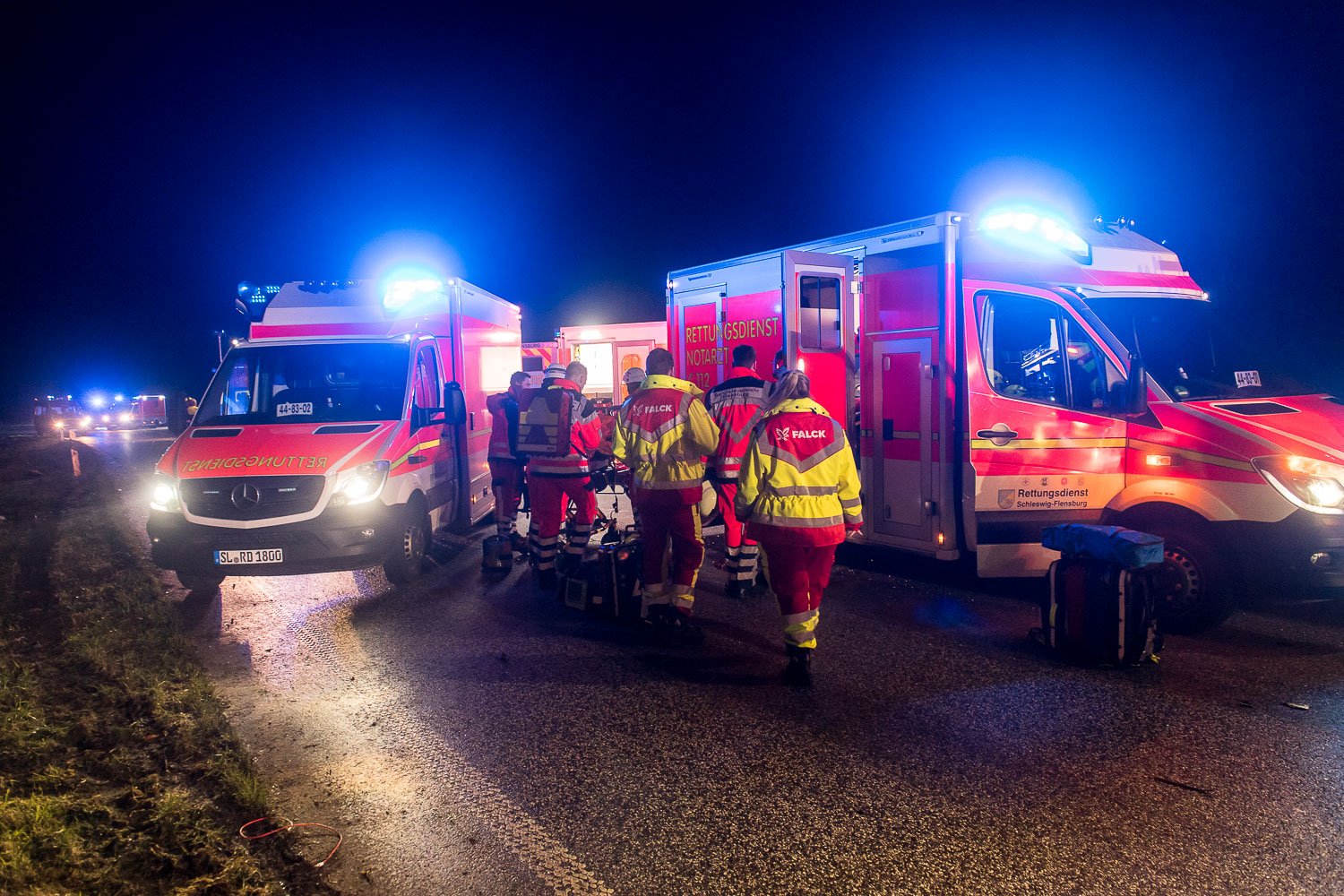 4 Verletzte bei schwerem Unfall Vollsperrung der A7 Richtung Süden