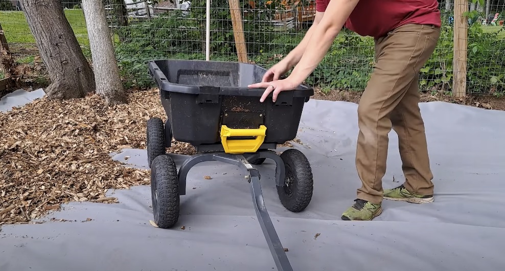 Gorilla Wheelbarrow Review Choose the Perfect Model for Your Needs