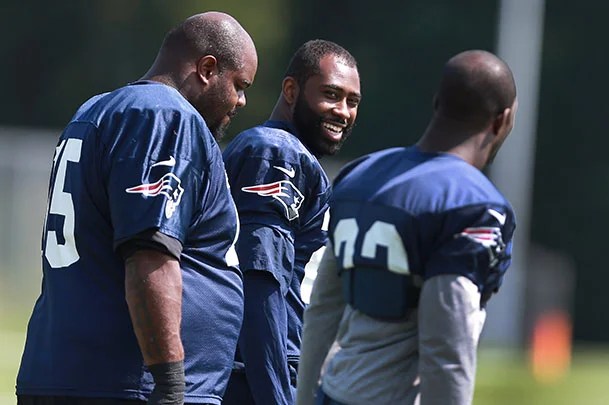 Patriots Training Camp Notes Darrelle Revis Struggles In First Joint