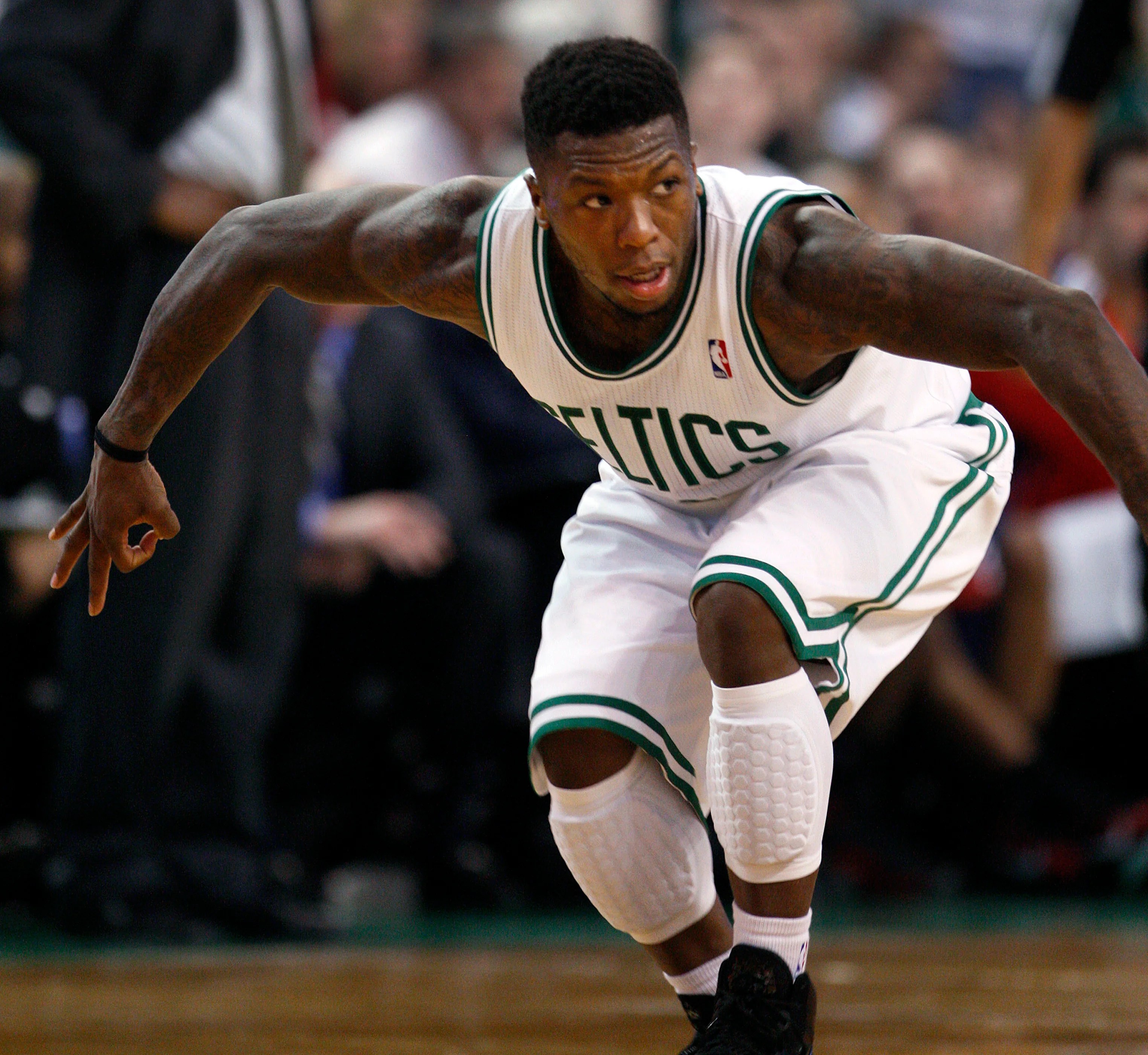 Nate Robinson dribbled between the legs of a 7foot opponent during an