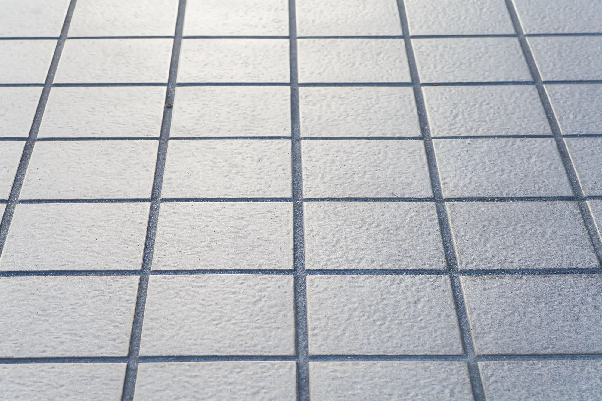 Can Vinegar Ruin Grout? How To Clean Grout With Vinegar