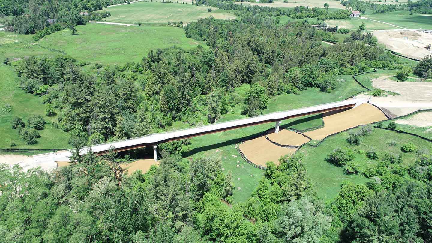 PINE VALLEY PEDESTRIAN BRIDGES, Vaughan Bot Construction Group