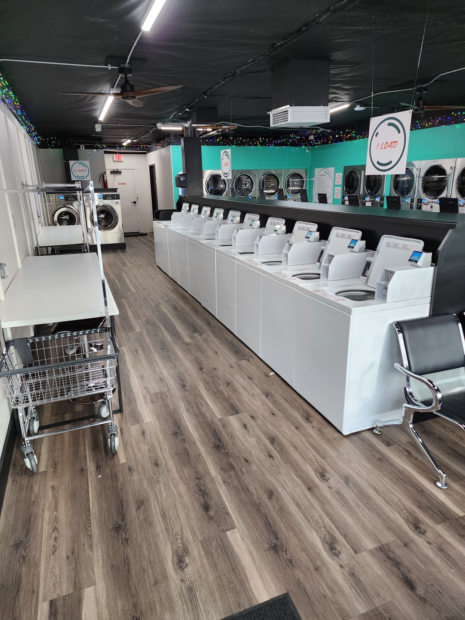 Meet the New Owners of Boulder City Bubbles Laundromat Boulder City
