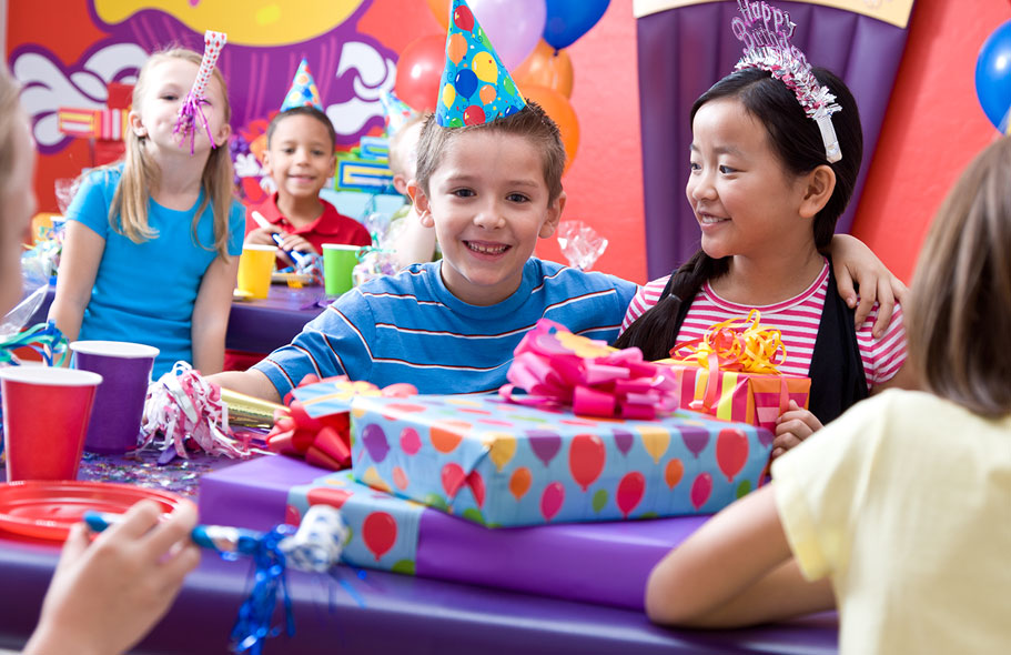 Should You Open Gifts at Kids Birthday Parties? BounceU