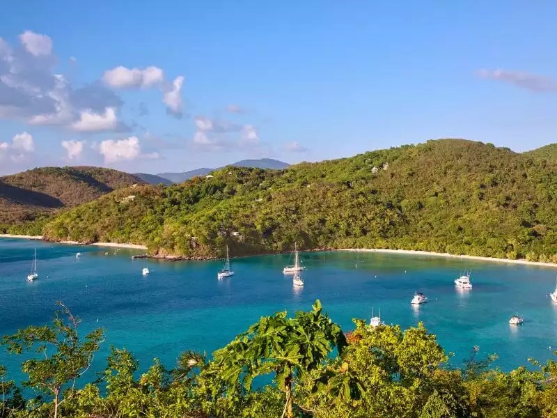 27 Top Spots for the Best Snorkeling in the Caribbean [2023]