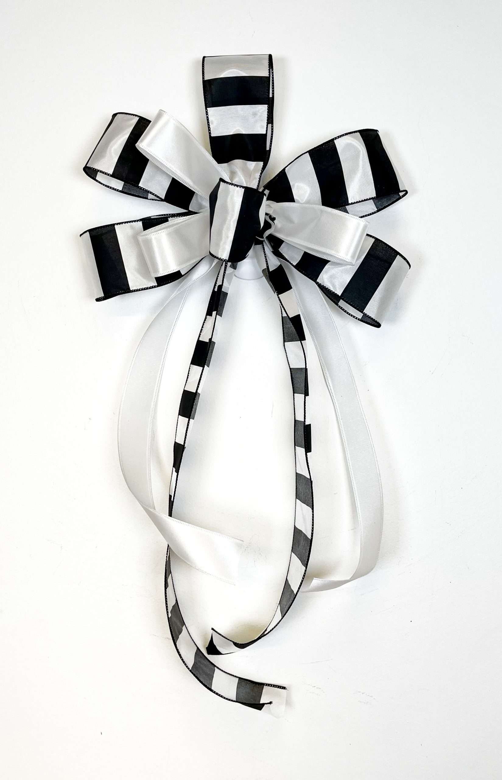 Double Ribbon Bow Bowdabra