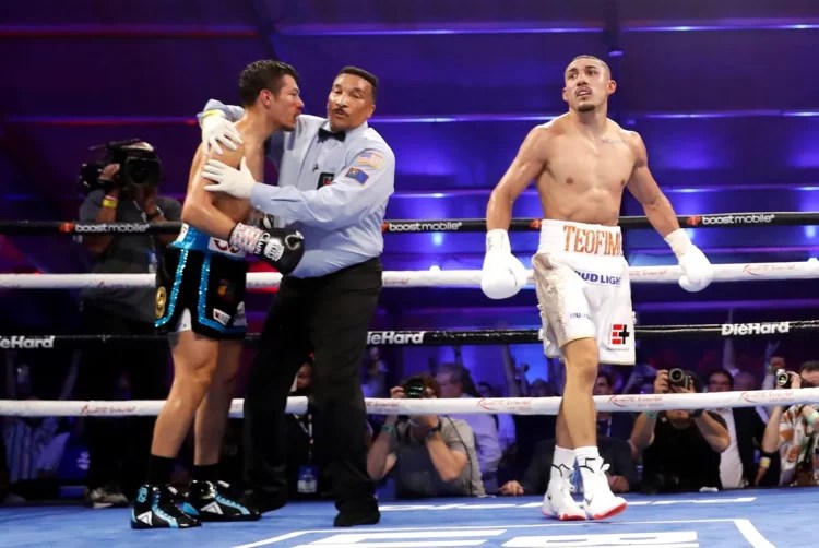 Comeback gelungen Teofimo Lopez mit TKOSieg! (+Video)