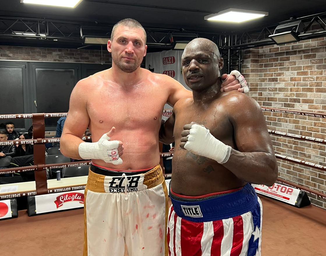 Victor Faust siegt souverän im elften Profikampf!