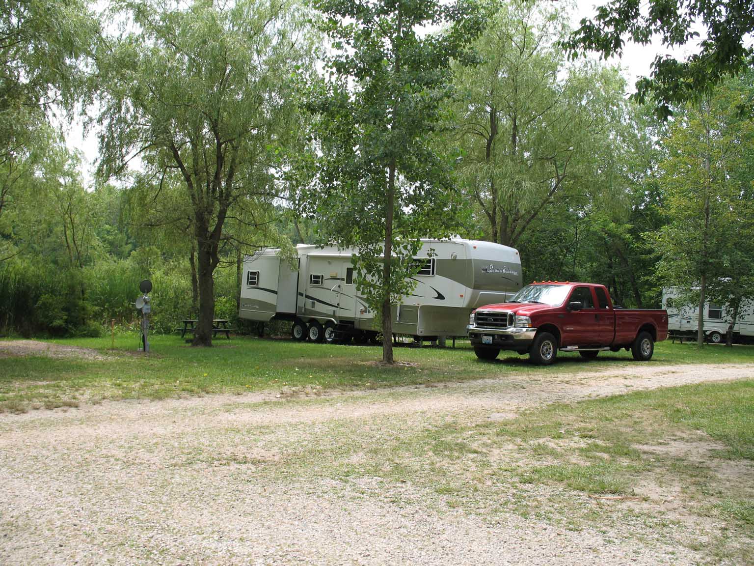 BOX LT RANCH ON THE ROAD WITH KATY & TED