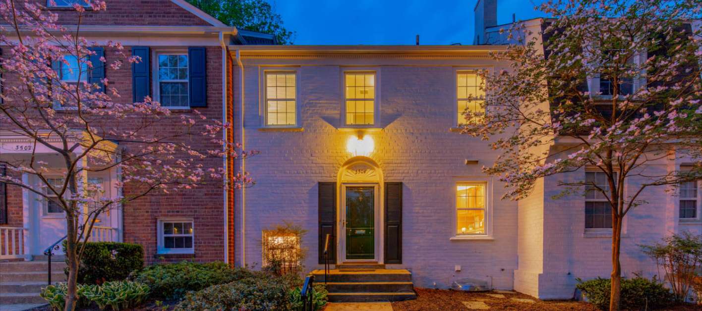 See Chase Manor Apartment Photos & Videos Amenities, Views, Exteriors