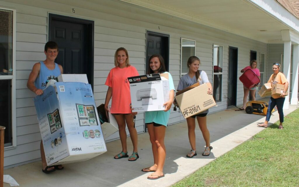 BrewtonParker New Students During Orientation Weekend