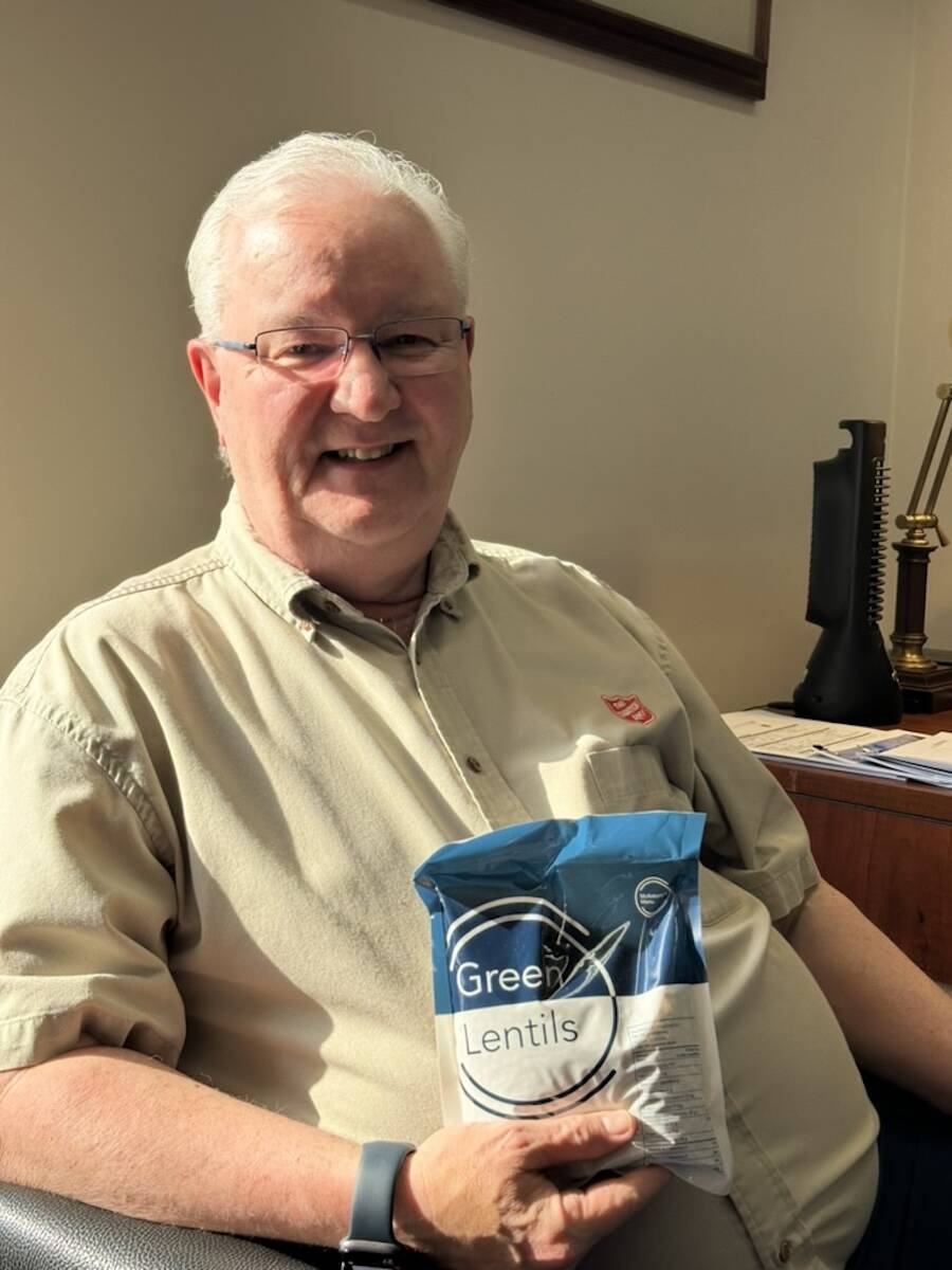 Salvation Army gladly accepts 680 kilograms of dried foods; Coop assists in delivery NNSL Media