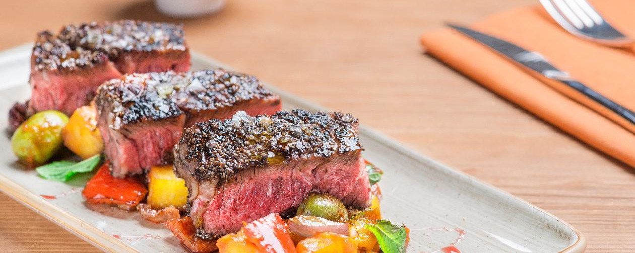 ENTRECOTE CON SALSA AL VINO FACILE E GUSTOSA