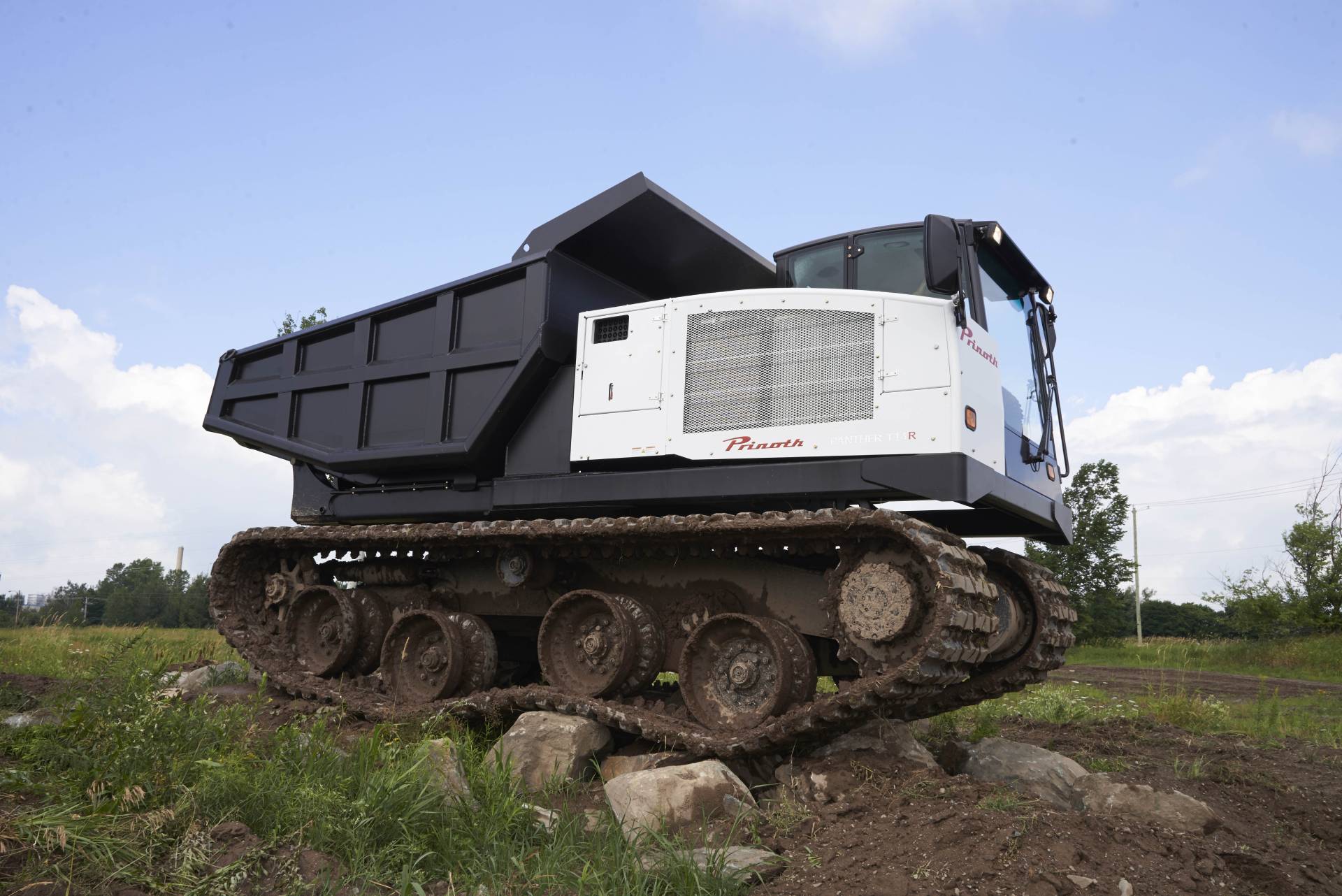 Prinoth Panther T14R – Bradleys – Design – Manufacturing – Machinery
