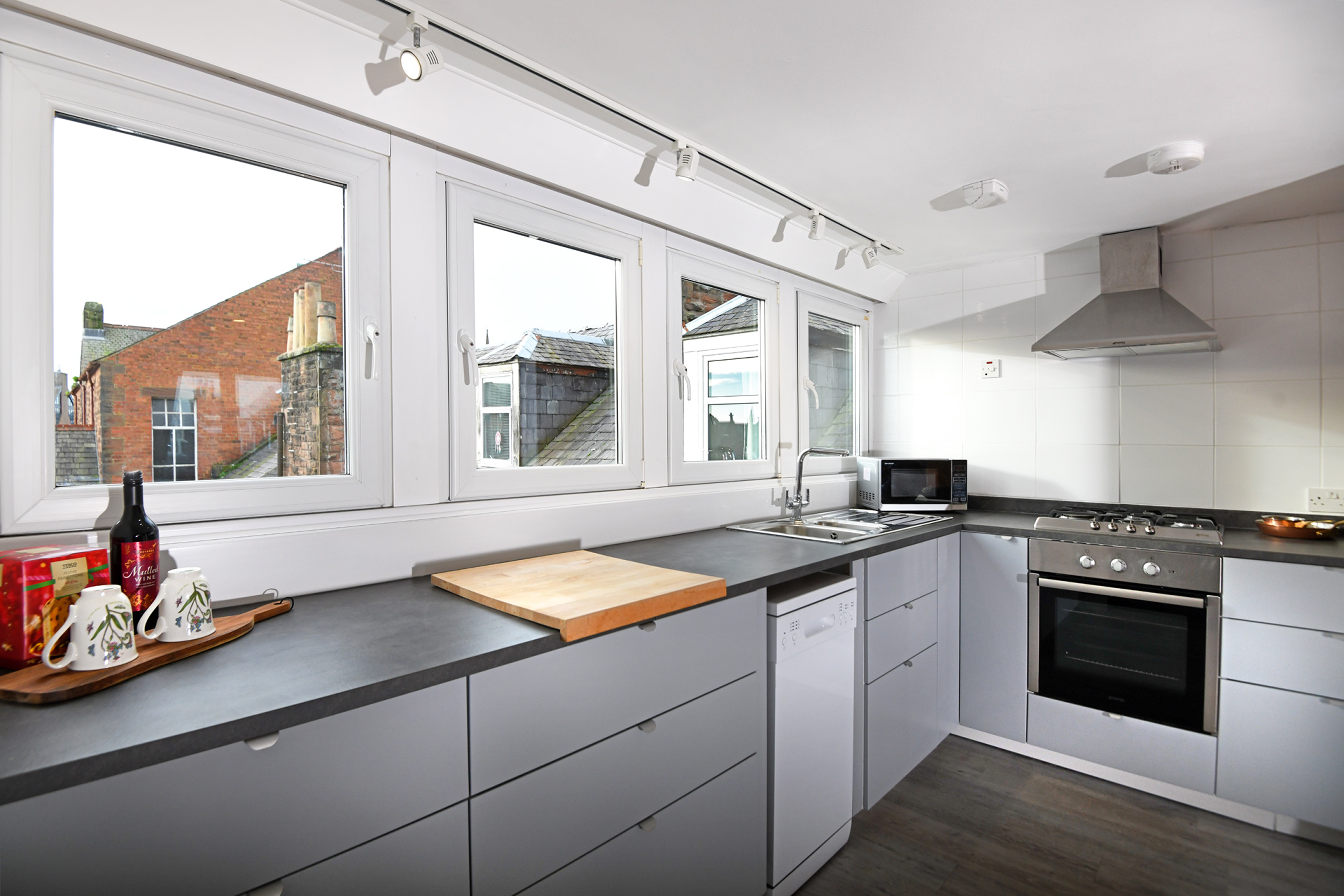 Flat 1, 22 Catherine Street, Dumfries, DG1 1JF Braidwoods Solicitors