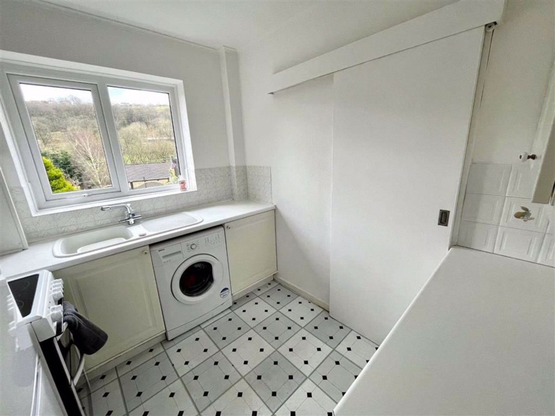 Meadow Lane, Wheatley, Halifax, HX3, 2 bedroom, House SemiDetached