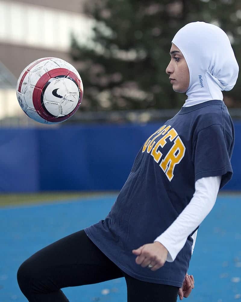 Sporty Look with Hijab14 Modest Hijab Sports Outfits Combinations