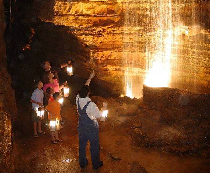 Cave Tours In and Around Branson, MO
