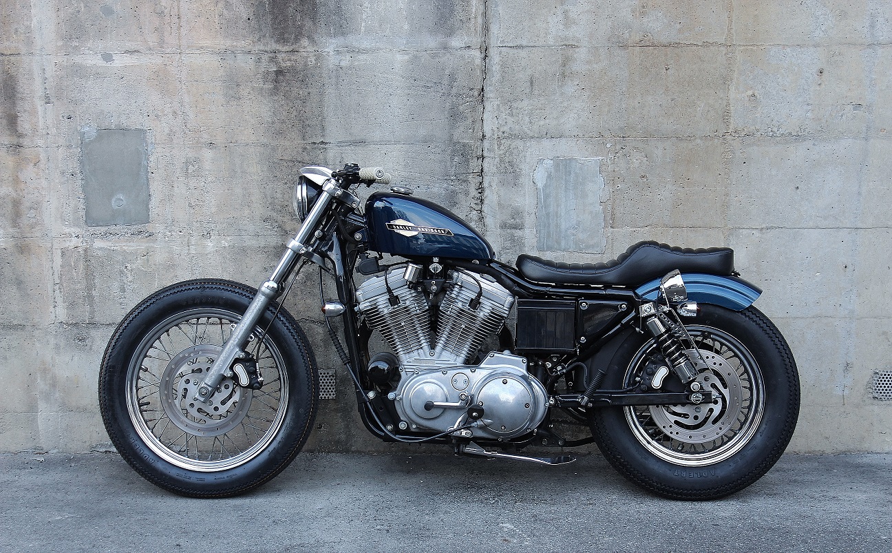 SPORTSTER 883 BRATSTYLEブラットスタイル