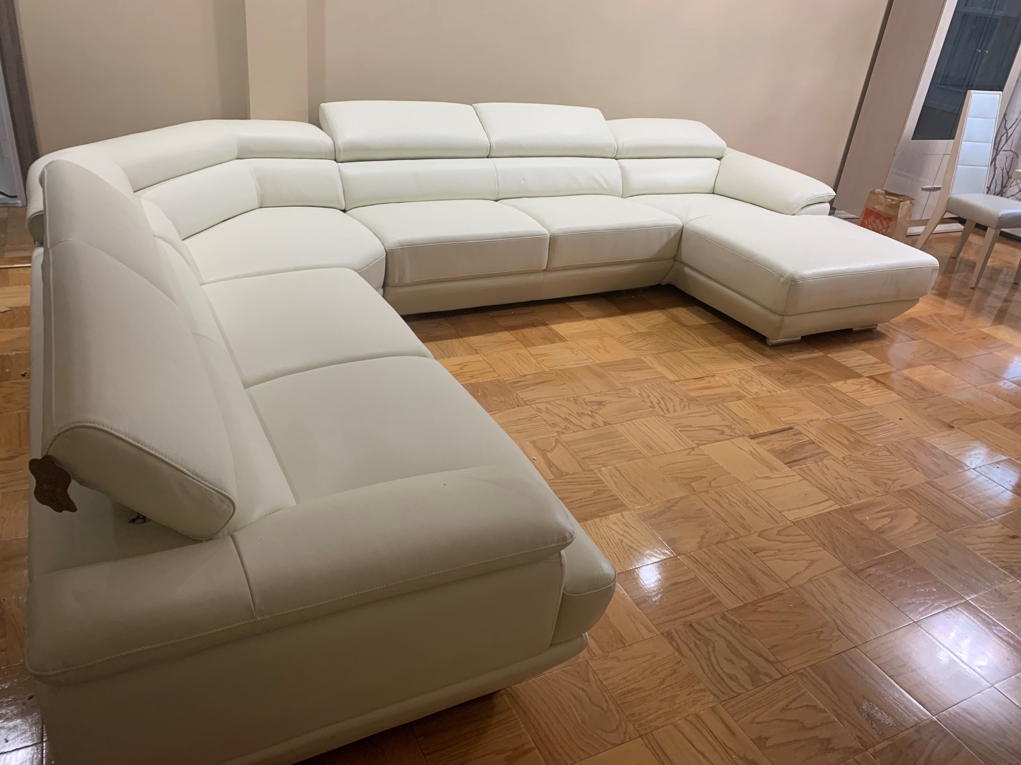 430 Sectional Right White real life photo